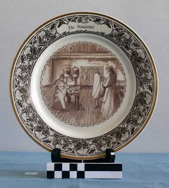 Sierbord `De Naaister