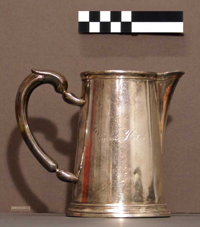 Zilveren melkkan - Grand H