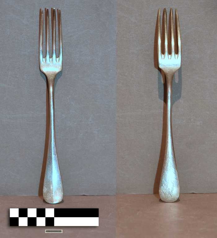 Verzilverde vork - Hôtel du Lion d'Or