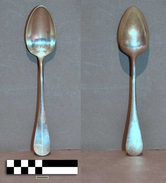 Verzilverde soeplepel - Hôtel du Lion d'Or