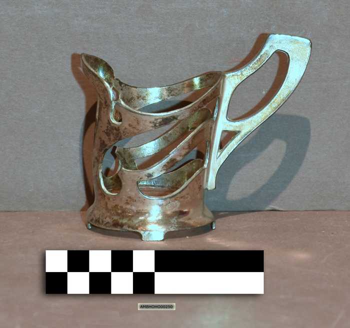 Verzilverde glashouder - Hôtel du Lion d'Or