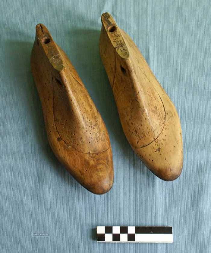 Leest voor vrouwenschoen (paar)