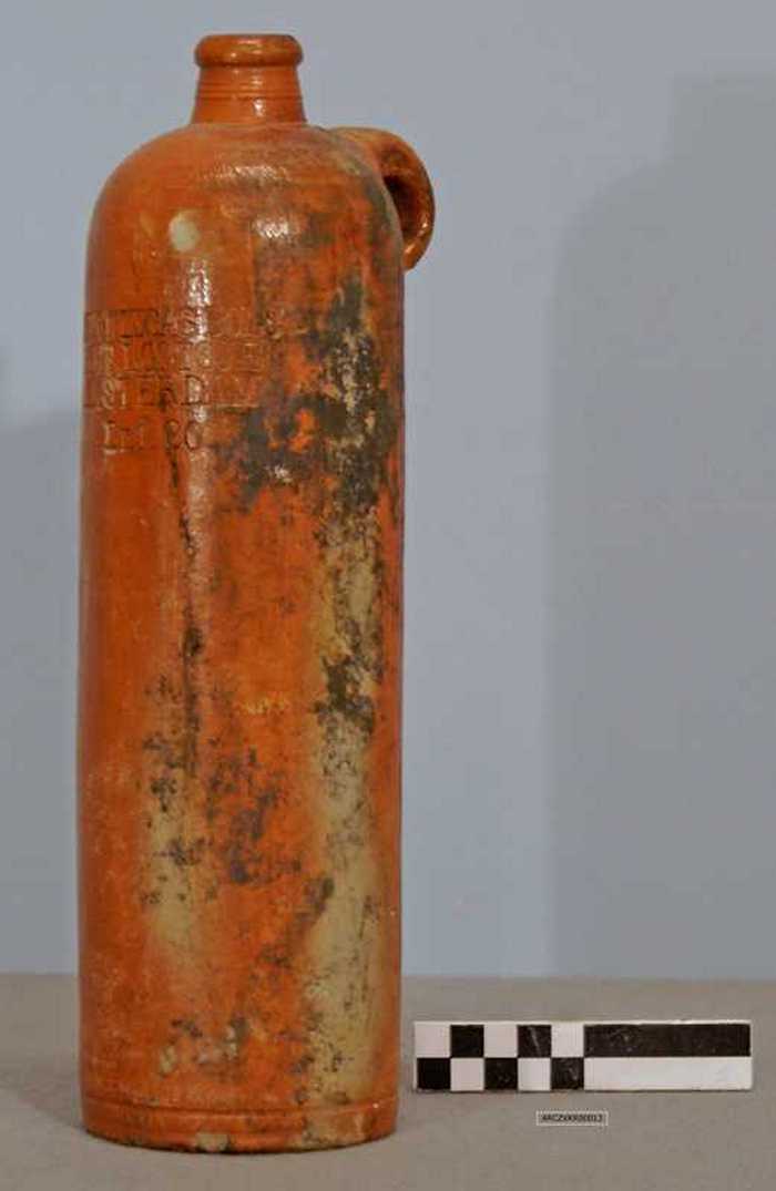 Aarden kruik - Lucas Bols