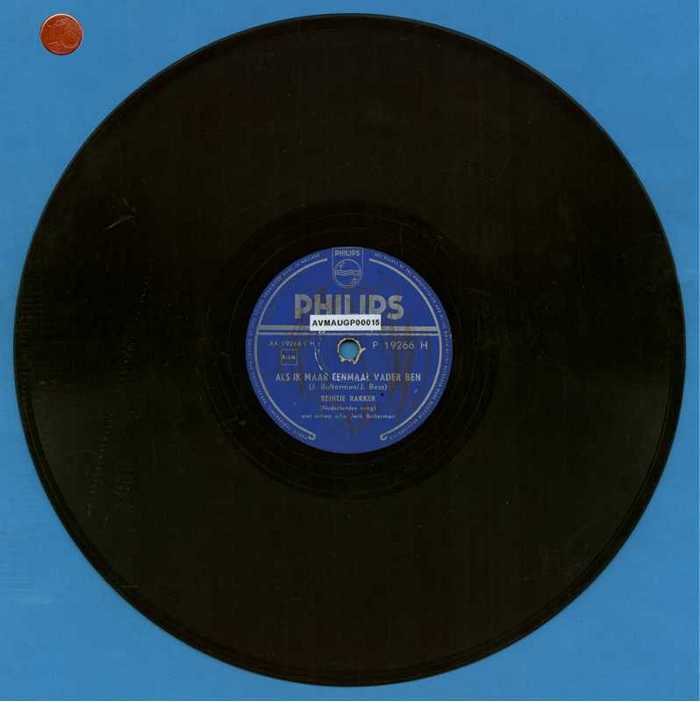 'Als ik maar eenmaal vader ben' en 'Cowboy Jimmy' door Reintje Rakker