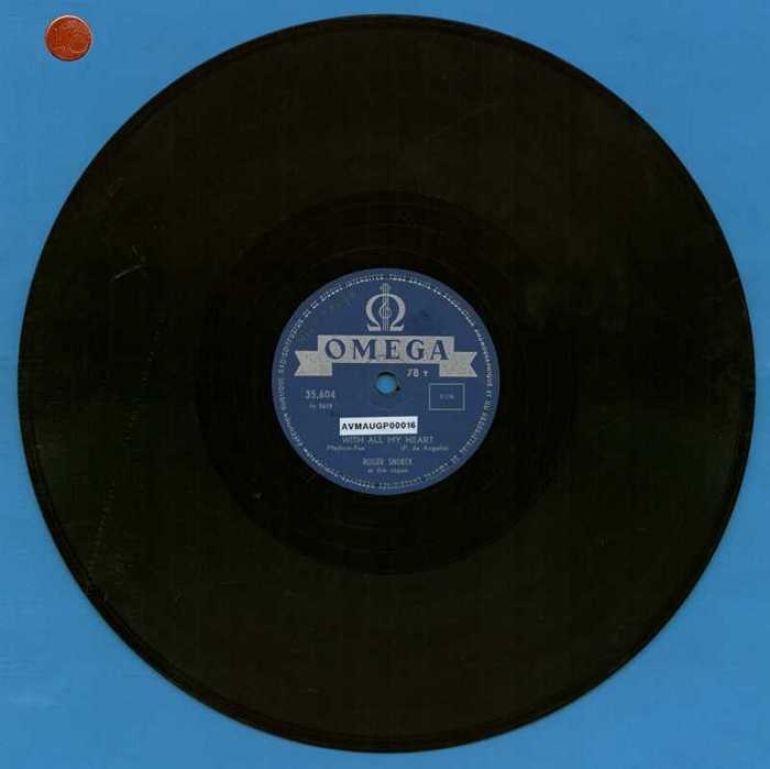 'With all my heart' en 'Ik sta op wacht' door Roger Snoeck