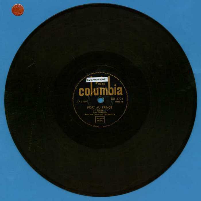 'Port au Prince' en 'The Carousel Waltz' door Ray Martin