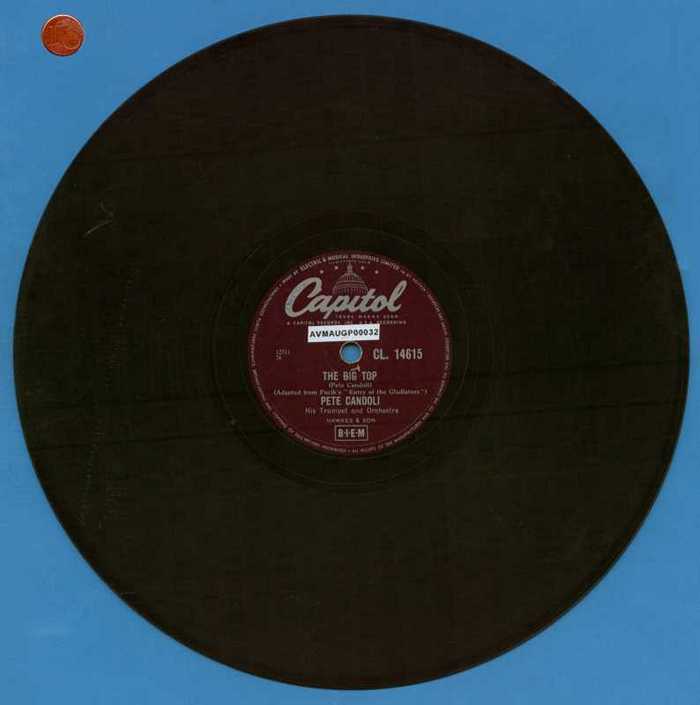 'The big top' en 'St. Louis Blues Boogie' door Pete Candoli