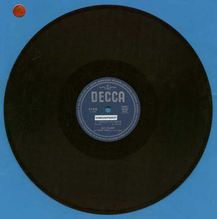 'T vergeet-me-nietje' en 'Het blijft onder ons' door Ray Franky