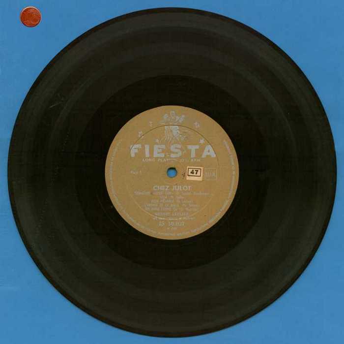 'Fiesta Chez Julot' door Bébert Ledure