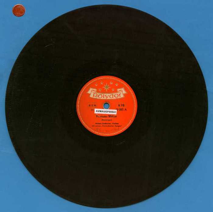 'Pizzicato Walzer' en 'Unter dem Lindenbaum' door Helmut Zacharias