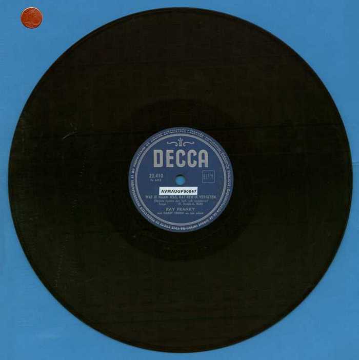 'Wat je naam was, dat ben ik vergeten' en 'The Dansant' door Ray Franky