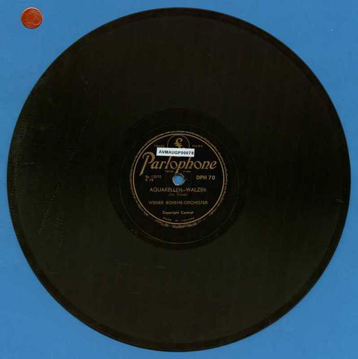 'Die Schönbrunner-Walzer' en 'Aquarellen-Walzer' door Wiener Boheme Orchester