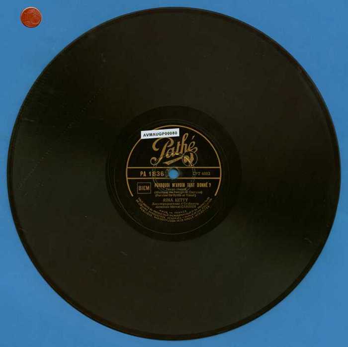 'Pourquoi m'avoir tant donné?' en 'Chante encore dans la nuit' door Rina Ketty