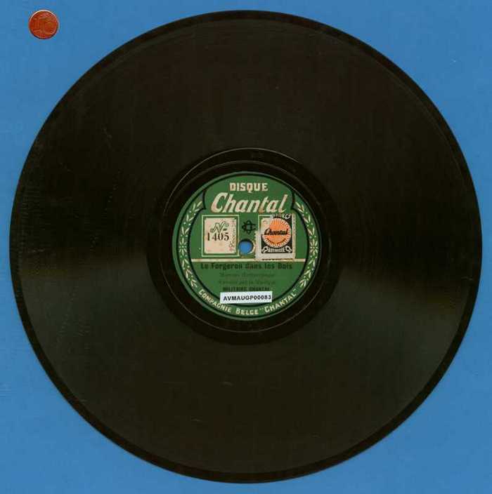 'Le forgeron dans les bois' en 'Le moulin de la forêt noire' door La Musique Militaire Chantal