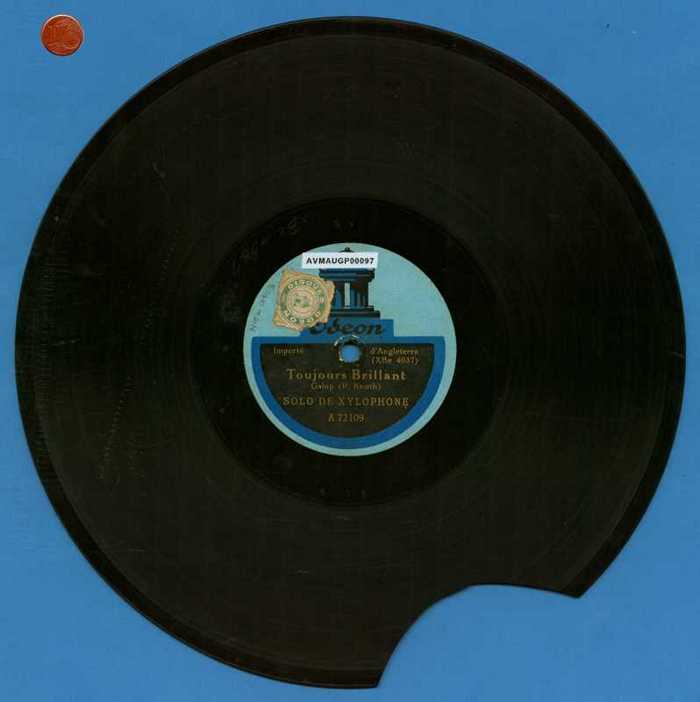 'Toujours brillant' en 'Marche des chasseurs' door Solo de xylophon