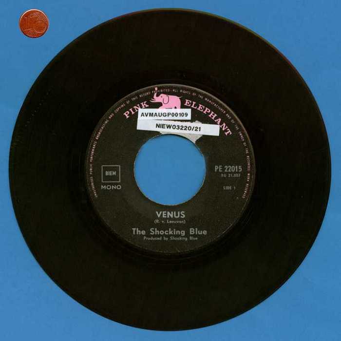 'Venus' en 'Hot Sand' door The Shocking Blue