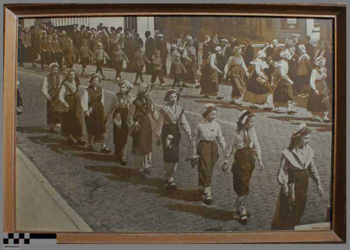 De Heistse Klakkertjes - optocht