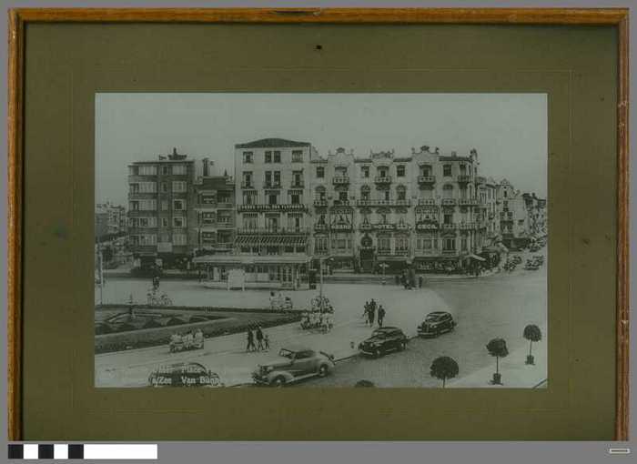 Knocke sur-Mer - Place Van Bunnen - Knocke aan/zee - Van Bunnen Plaats