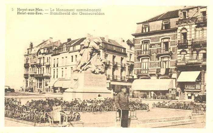 Heist-aan-Zee - Standbeeld der Gesneuvelden