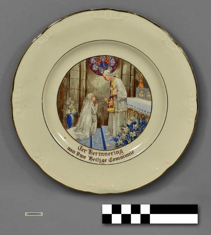 Sierbordje: 'Ter herinnering aan Uwe Heilige Communie'