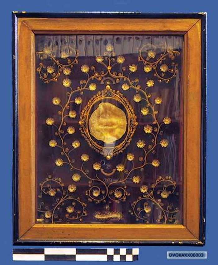 Relikwie van Heilige Godelieve, Heilige Arnoldus en Zalige Idesbald.