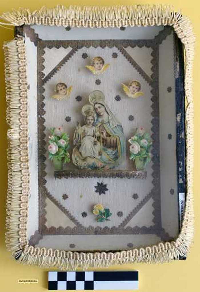 Maria met Jezus op haar schoot