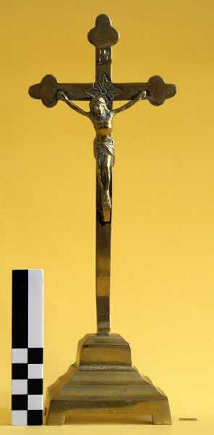 Koperen kruisbeeld