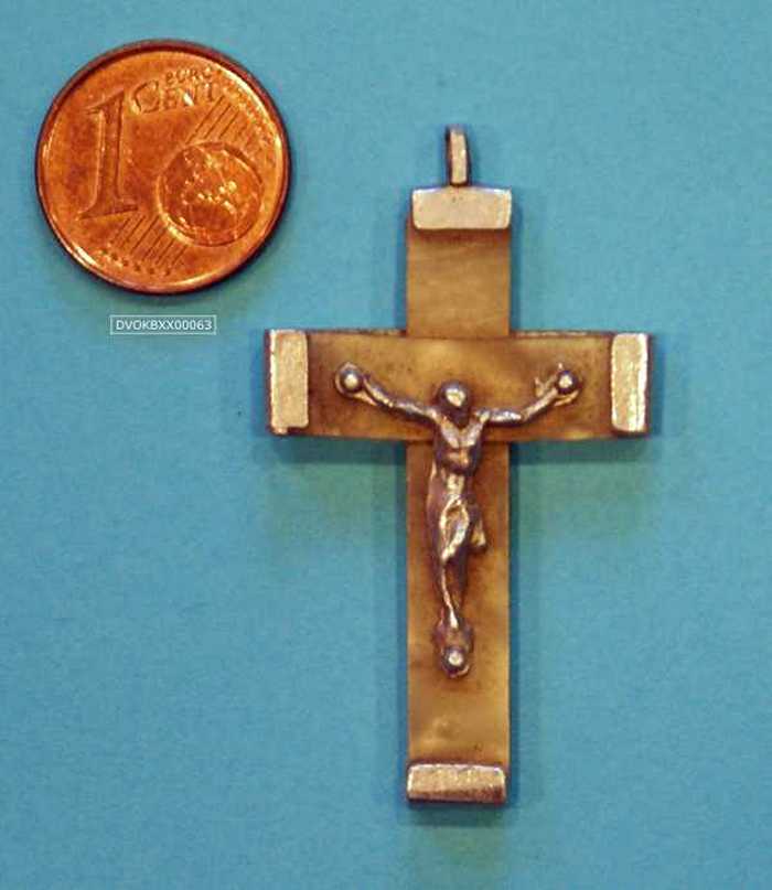 Kruisje ivoor/wit metaal (hanger)