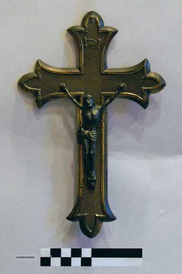Koperen kruisbeeld