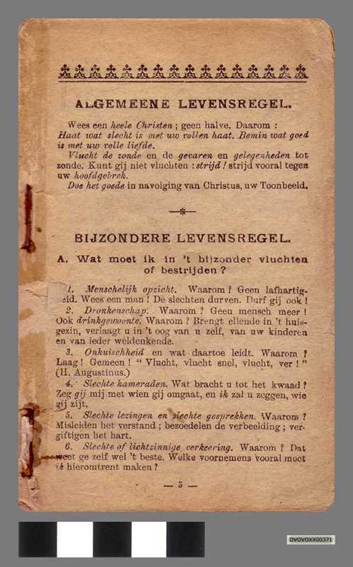 Boekje: Titel onbekend wegens ontbrekende voorbladen. Pag. 3: 'Algemeene levensregel'.