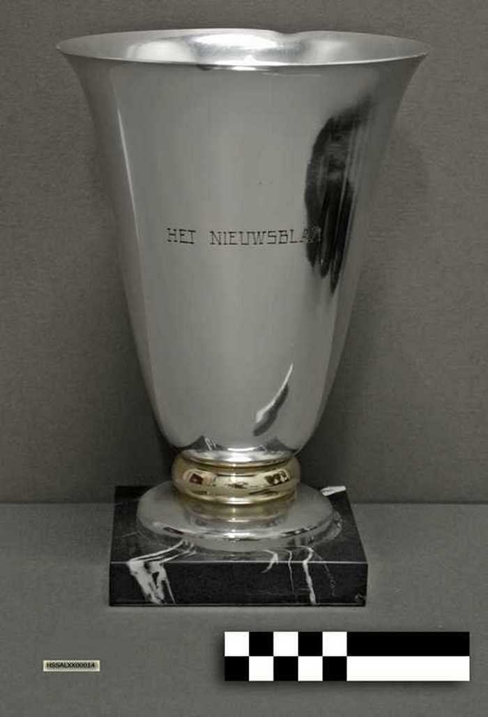 Trofee - Het Nieuwsblad