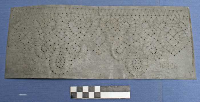 Kantklospatroon in zink