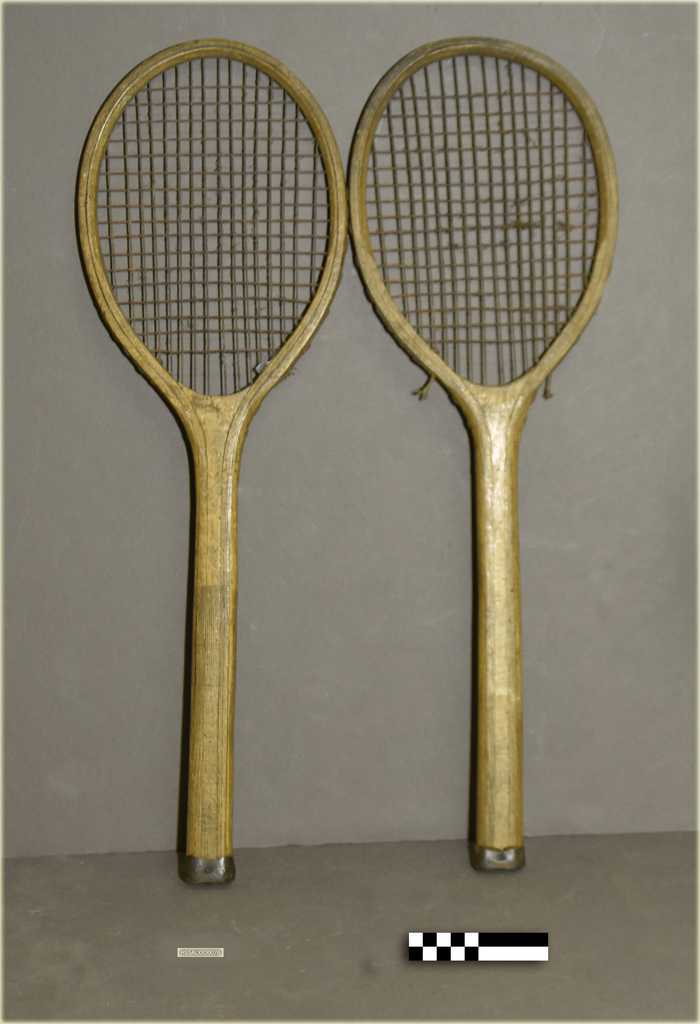 Houten tennisracket