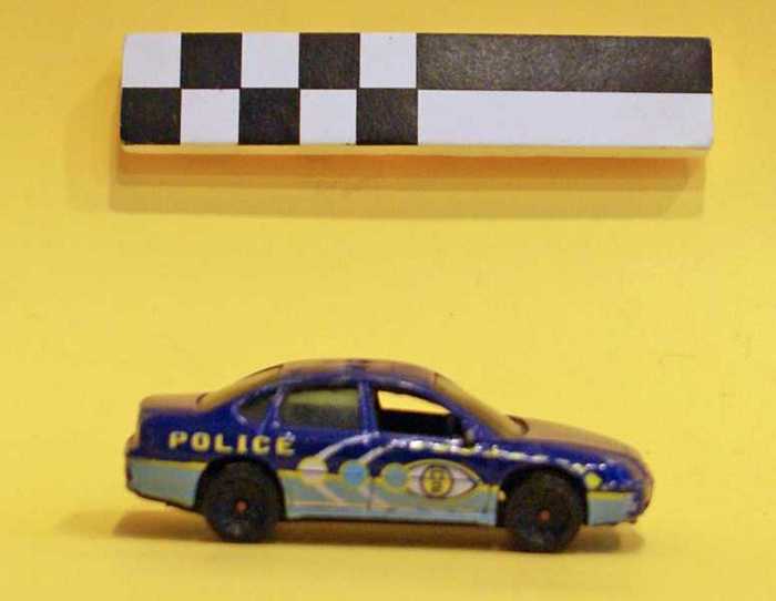 Metalen miniatuurautootje