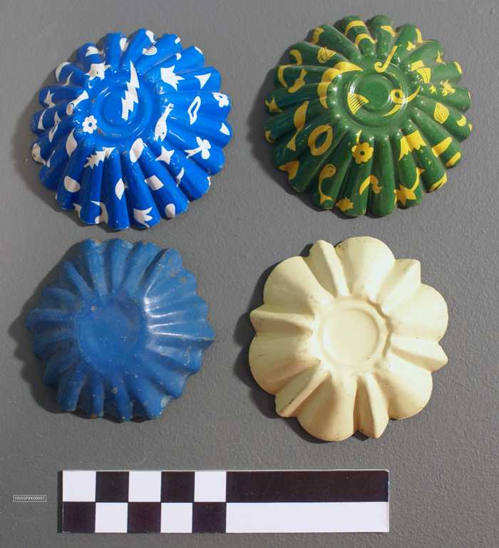 Strandspeelgoed - Vier taartvormpjes