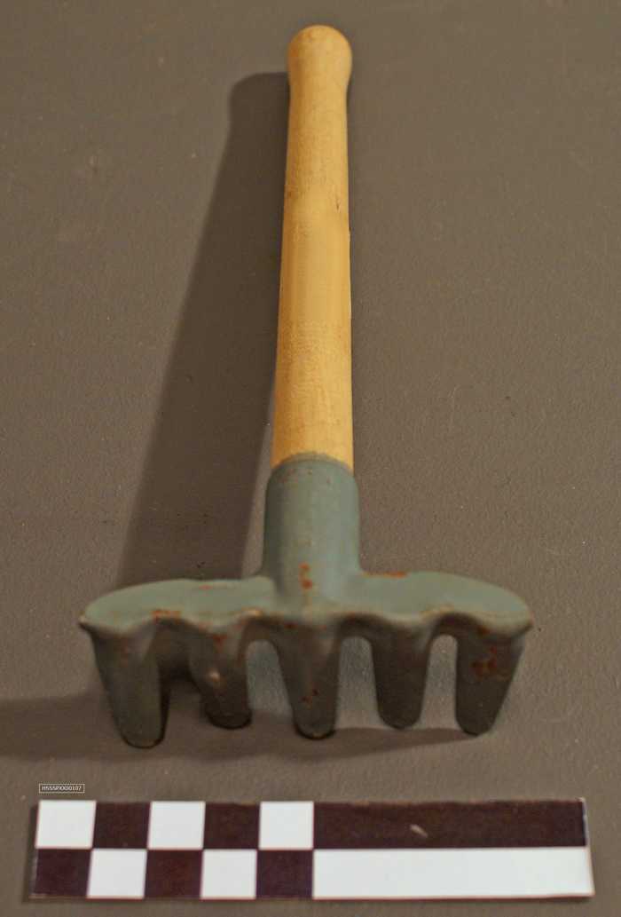 Strandspeelgoed - Rakeltje