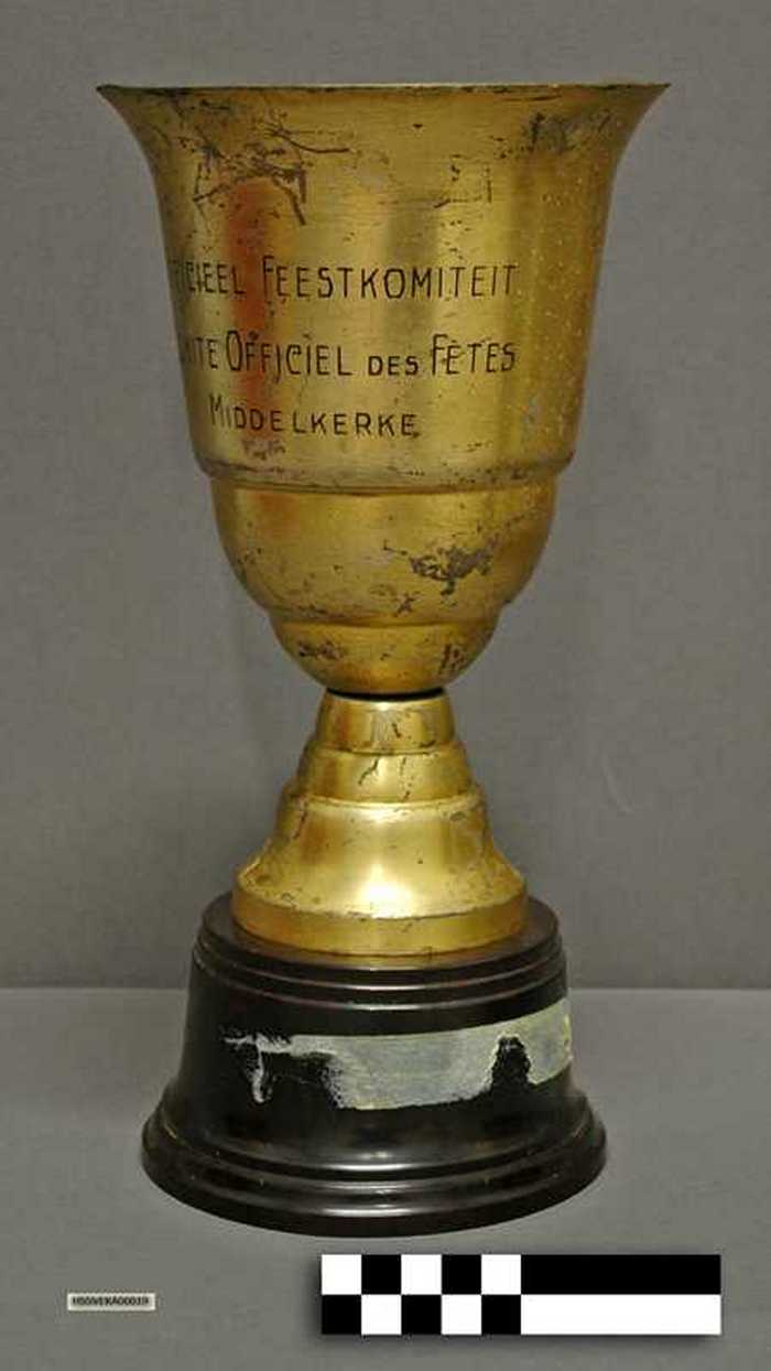 Trofee - Officieel Feestkomiteit Middelkerke