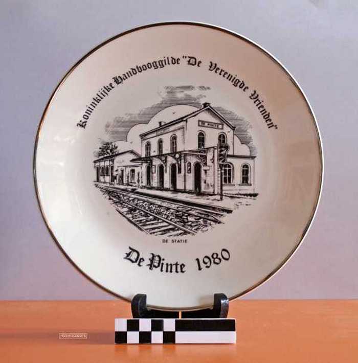 Sierbord Koninklijke Handbooggilde `De Verenigde Vrienden De Pinte - 1980.