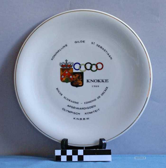 Sierbord Koninklijke Gilde Sint-Sebastiaan - Knokke - Afgevaardigden Olympisch Komiteit - 1966