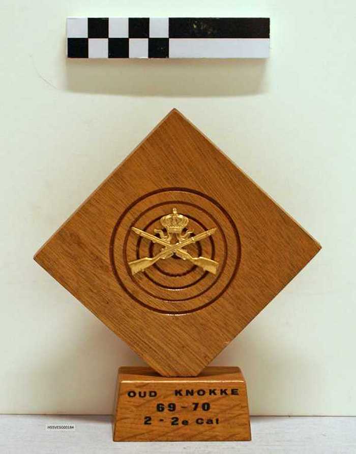 Trofee:  OUD KNOKKE -  69-70 - 2 - 2e Cat