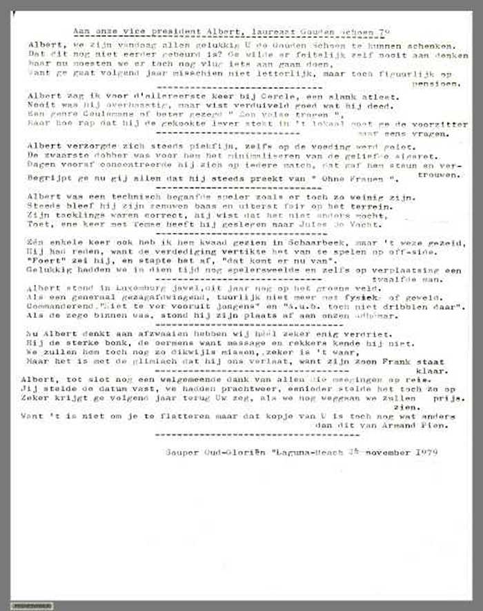Rol met feesttekst op papier: `Aan onze vice-president Albert, winnaar van de gouden schoen 1979.