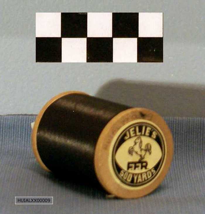 Klos naaigaren:  Jelie's - zwart