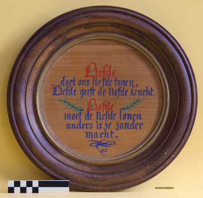 Houten sierbord met spreuk `Liefde