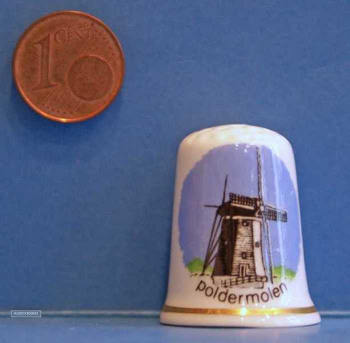 Vingerhoed met afbeelding van een poldermolen.