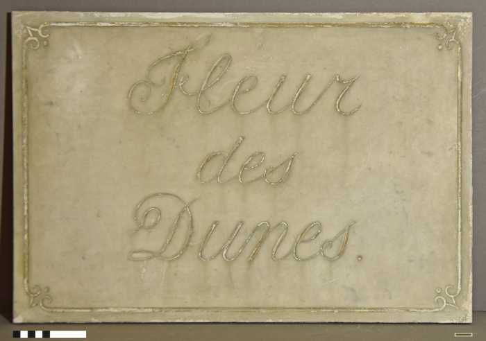 Gevelsteen - Villa Fleur des Dunes - van Verwee