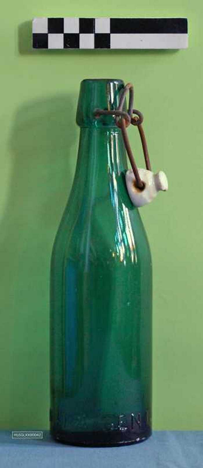 Leeg bierflesje