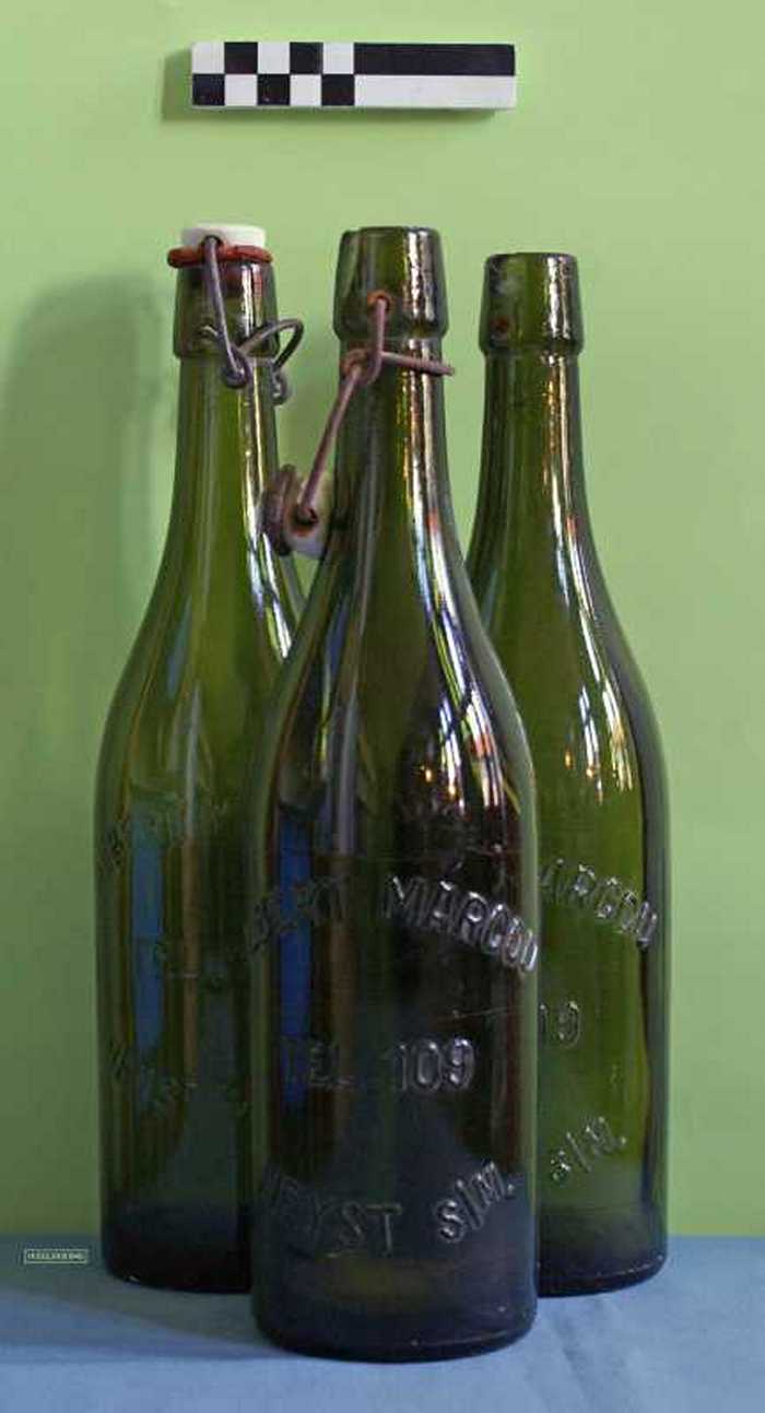 Set van 3 bierflessen van Marcou