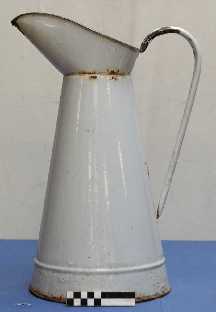 Lampetkan in ijzer en wit verlakt