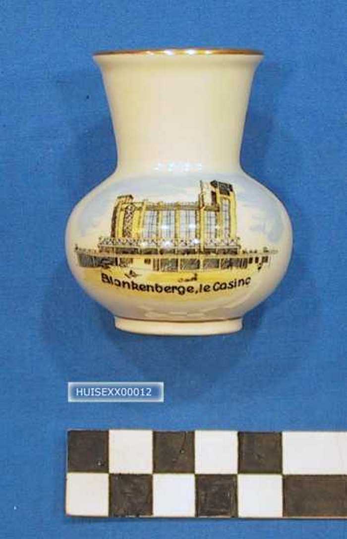 Vaasje in verguld porselein - Casino Blankenberge