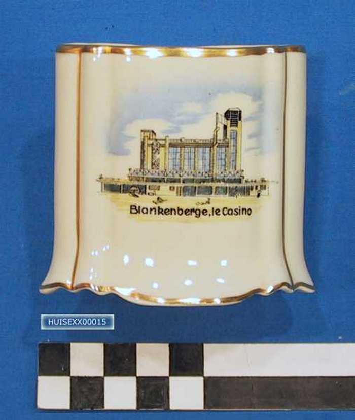 Vaasje in verguld porselein - Casino Blankenberge